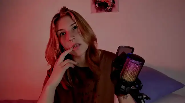 Snapshot of Dakotaa_ chatting on February 22, 2025, 5:24 pm Dakotaa online show from February 22, 2025, 5:24 pm