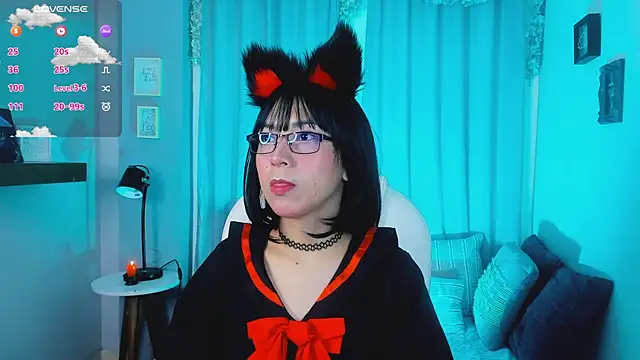 CoralineRicce  online show from December 7, 2024, 5:15 am