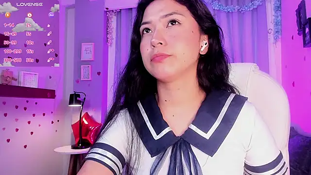 CoralineRicce  online show from March 14, 2025, 8:42 am