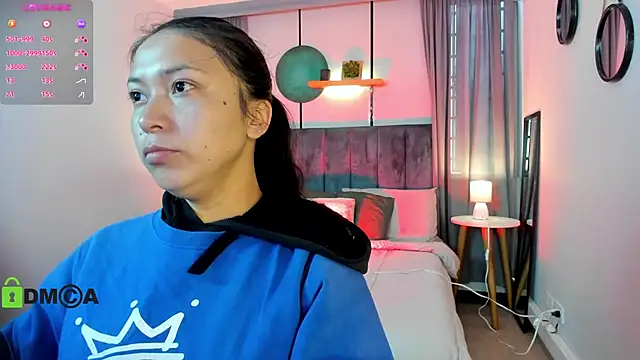 CoralineRicce  online show from September 9, 2025, 9:36 pm