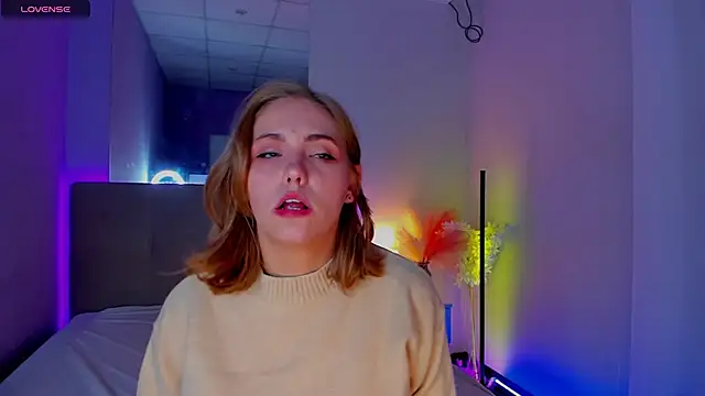 DellaRowe online show from September 26, 2025, 12:31 pm