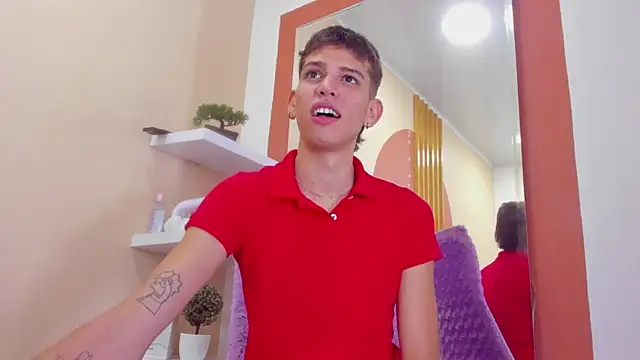 Snapshot of Jasson_smit chatting on December 12, 2024, 1:06 pm Jasson smit online show from December 12, 2024, 1:06 pm