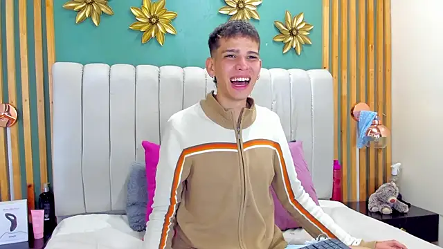 Snapshot of Jasson_smit chatting on January 3, 2025, 2:08 pm Jasson smit online show from January 3, 2025, 2:08 pm