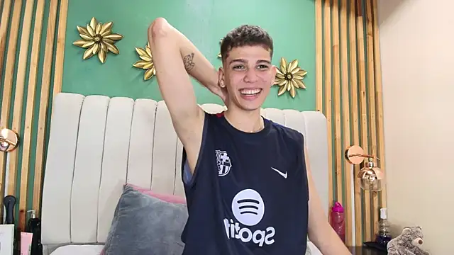 Snapshot of Jasson_smit chatting on January 10, 2025, 3:48 pm Jasson smit online show from January 10, 2025, 3:48 pm