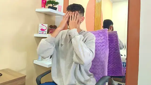 Snapshot of Jasson_smit chatting on January 21, 2025, 12:50 pm Jasson smit online show from January 21, 2025, 12:50 pm