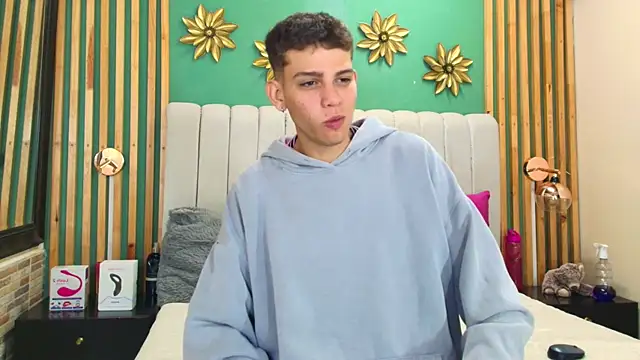 Snapshot of Jasson_smit chatting on January 24, 2025, 12:41 pm Jasson smit online show from January 24, 2025, 12:41 pm