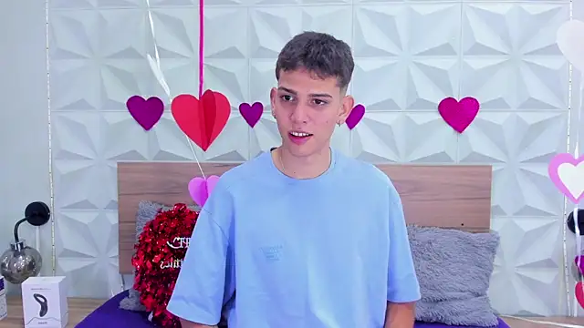 Snapshot of Jasson_smit chatting on February 14, 2025, 12:57 pm Jasson smit online show from February 14, 2025, 12:57 pm