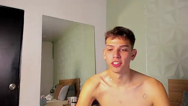 Snapshot of Jasson_smit chatting on February 25, 2025, 1:06 pm Jasson smit online show from February 25, 2025, 1:06 pm