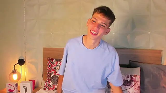 Snapshot of Jasson_smit chatting on March 6, 2025, 12:52 pm Jasson smit online show from March 6, 2025, 12:52 pm