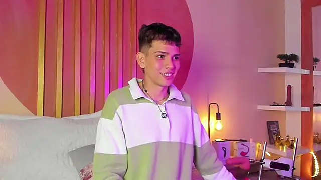 Snapshot of Jasson_smit chatting on September 26, 2025, 2:10 pm Jasson smit online show from September 26, 2025, 2:10 pm