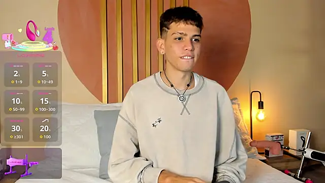 Snapshot of Jasson_smit chatting on October 14, 2025, 1:23 pm Jasson smit online show from October 14, 2025, 1:23 pm