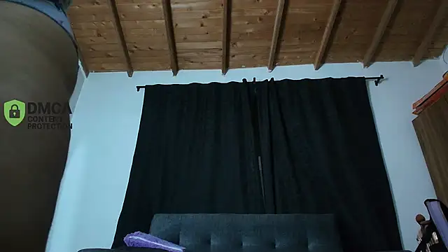 yungelitamor  online show from March 30, 2026, 5:30 am