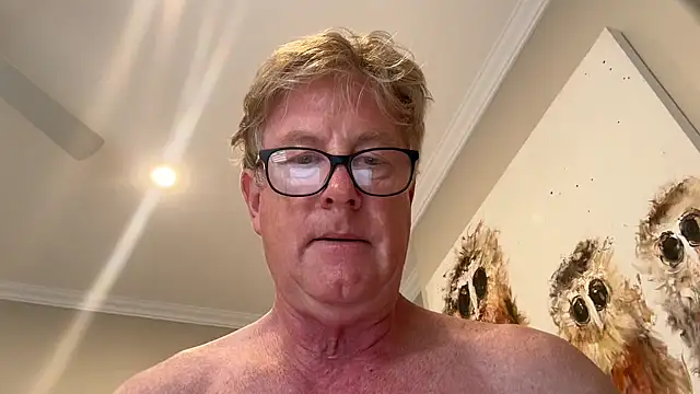 Snapshot of littleone01234 chatting on February 21, 2026, 6:36 am littleone01234 online show from February 21, 2026, 6:36 am