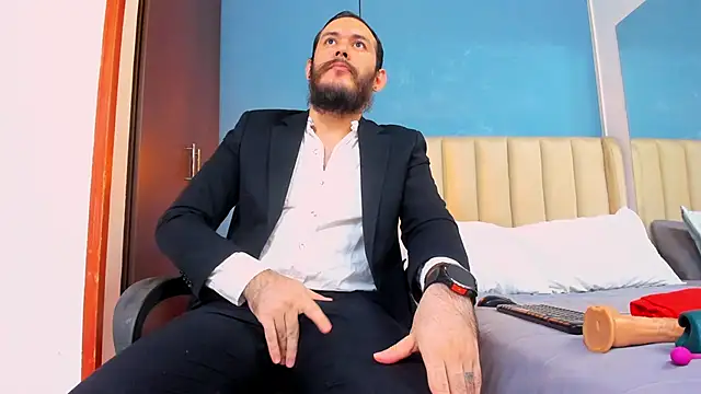 jeanpiere  online show from January 17, 2026, 2:49 am