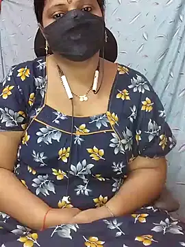 Snapshot of yours-kavaya chatting on January 1, 2025, 1:37 am yours-kavaya online show from January 1, 2025, 1:37 am