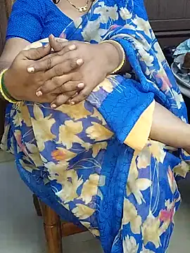 Snapshot of yours-kavaya chatting on October 24, 2025, 4:03 pm yours-kavaya online show from October 24, 2025, 4:03 pm