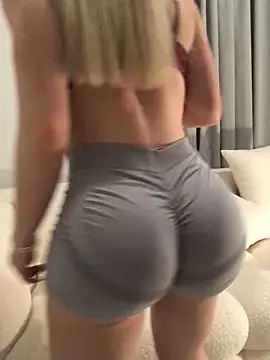 Snapshot of StacyJuly chatting on March 1, 2025, 6:00 pm StacyJuly online show from March 1, 2025, 6:00 pm