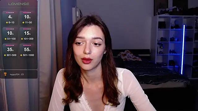 Snapshot of olivia_jeas chatting on March 5, 2025, 12:49 am olivia jeas online show from March 5, 2025, 12:49 am