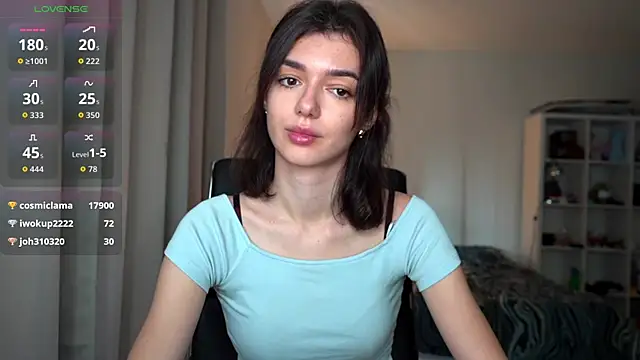 Snapshot of olivia_jeas chatting on November 29, 2025, 10:02 pm olivia jeas online show from November 29, 2025, 10:02 pm