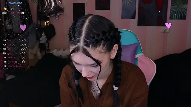 Snapshot of Amanda_Tender chatting on February 6, 2025, 10:32 pm Amanda Tender online show from February 6, 2025, 10:32 pm