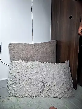 Snapshot of hornycreamybabe chatting on October 18, 2025, 5:32 am hornycreamybabe online show from October 18, 2025, 5:32 am