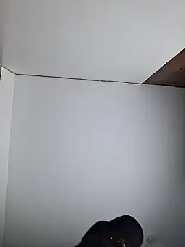 hornycreamybabe online show from December 15, 2025, 1:43 am