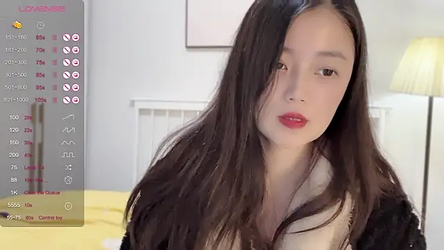 A-xena online show from February 25, 2025, 2:00 pm