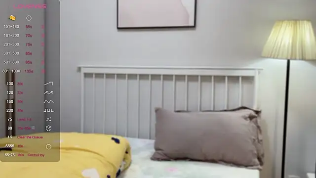 A-xena online show from February 26, 2025, 1:52 pm