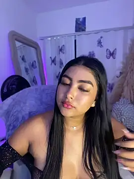 NatashaBrown12 online show from May 22, 2026, 2:01 pm