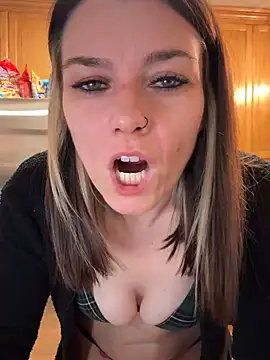 LadyLena1 online show from December 18, 2024, 12:21 am