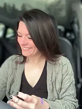 LadyLena1 online show from January 1, 2025, 5:55 pm