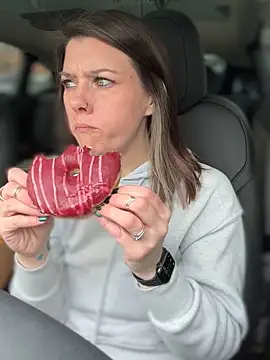 LadyLena1 online show from January 11, 2025, 9:36 pm