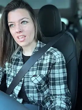 LadyLena1 online show from January 25, 2025, 4:24 pm