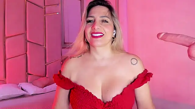 Snapshot of angel_vibes_ chatting on July 23, 2026, 4:16 pm angel vibes online show from July 23, 2026, 4:16 pm