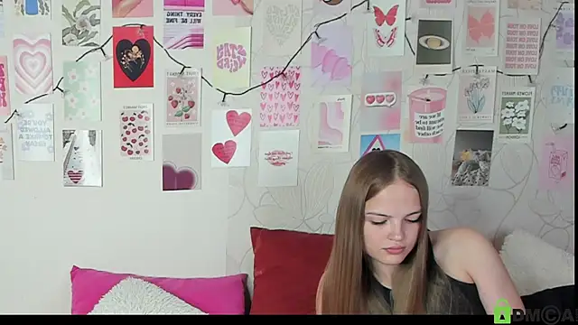 Snapshot of little_radiant_sun chatting on September 11, 2025, 8:25 am little radiant sun online show from September 11, 2025, 8:25 am