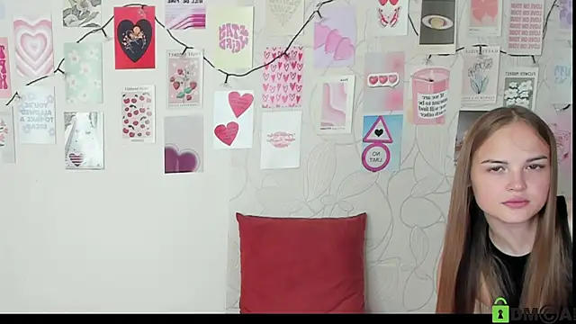 Snapshot of little_radiant_sun chatting on September 18, 2025, 9:11 am little radiant sun online show from September 18, 2025, 9:11 am