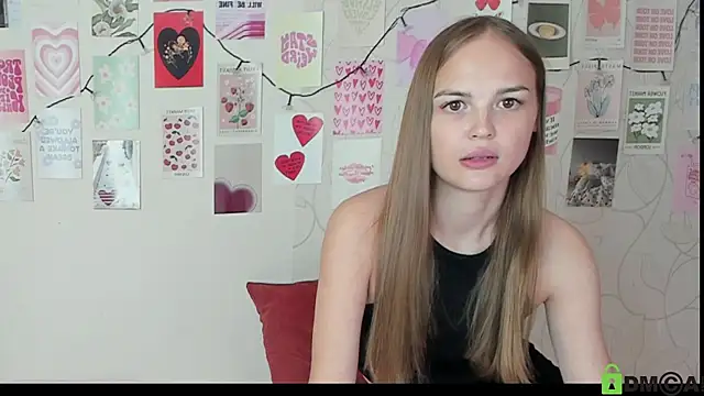 Snapshot of little_radiant_sun chatting on September 30, 2025, 10:31 am little radiant sun online show from September 30, 2025, 10:31 am