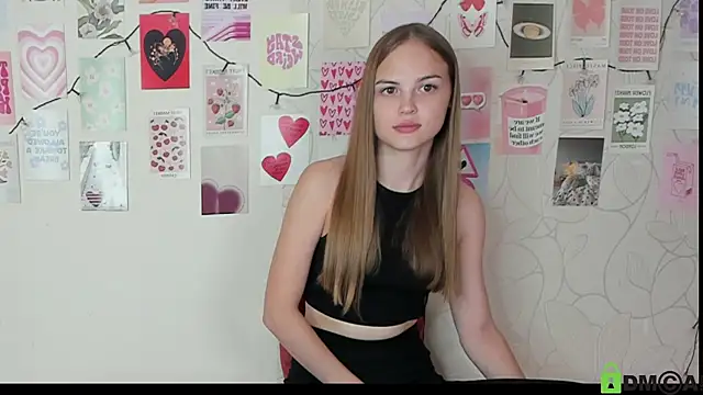 Snapshot of little_radiant_sun chatting on October 7, 2025, 9:39 am little radiant sun online show from October 7, 2025, 9:39 am