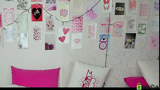 Snapshot of little_radiant_sun chatting on November 8, 2025, 6:57 am little radiant sun online show from November 8, 2025, 6:57 am