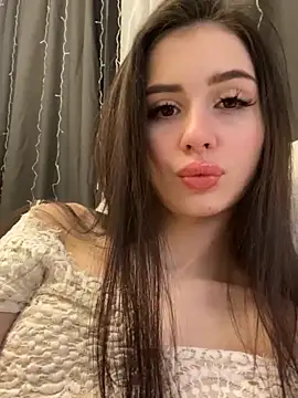 SofiaLaLight online show from December 18, 2024, 2:06 pm