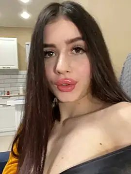 SofiaLaLight online show from March 14, 2025, 1:57 pm