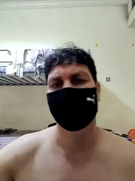 Snapshot of ZIMMY25 chatting on February 24, 2026, 6:44 am ZIMMY25 online show from February 24, 2026, 6:44 am