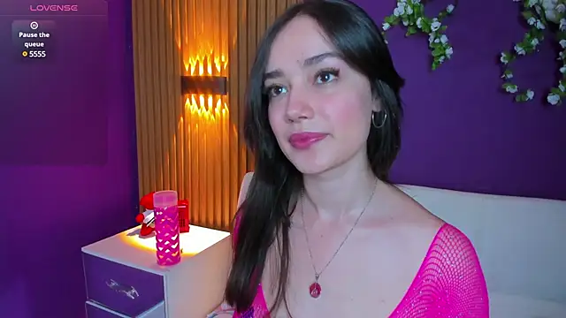 Snapshot of Kate_Amaretto_ chatting on December 1, 2024, 8:20 pm Kate Amaretto online show from December 1, 2024, 8:20 pm