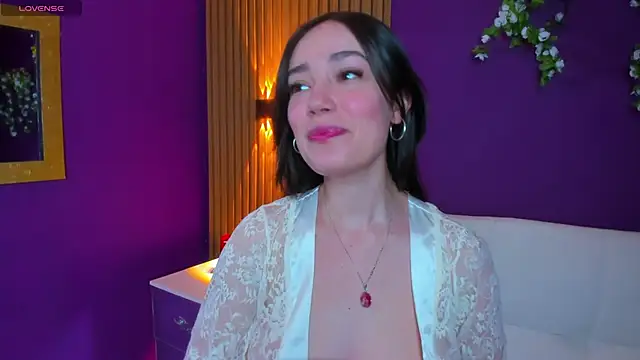 Snapshot of Kate_Amaretto_ chatting on December 12, 2024, 7:37 pm Kate Amaretto online show from December 12, 2024, 7:37 pm