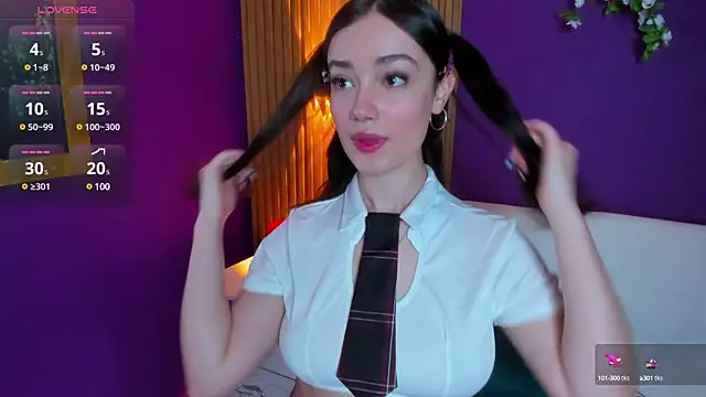 Snapshot of Kate_Amaretto_ chatting on December 13, 2024, 7:53 pm Kate Amaretto online show from December 13, 2024, 7:53 pm