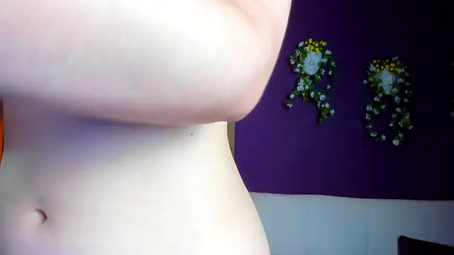 Snapshot of Kate_Amaretto_ chatting on February 24, 2025, 11:30 pm Kate Amaretto online show from February 24, 2025, 11:30 pm