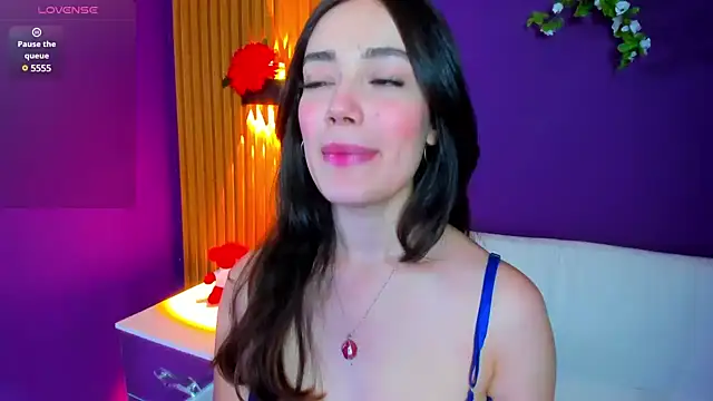 Snapshot of Kate_Amaretto_ chatting on March 11, 2025, 9:48 pm Kate Amaretto online show from March 11, 2025, 9:48 pm