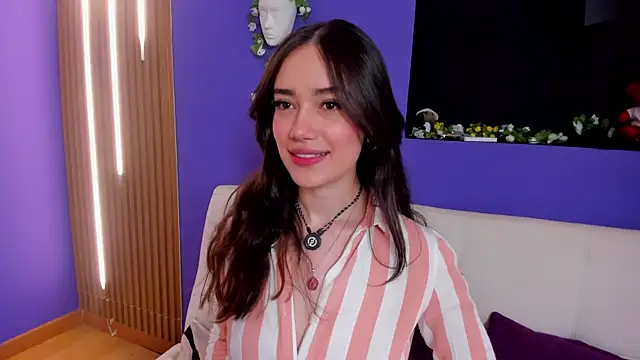 Snapshot of Kate_Amaretto_ chatting on September 18, 2025, 9:28 pm Kate Amaretto online show from September 18, 2025, 9:28 pm