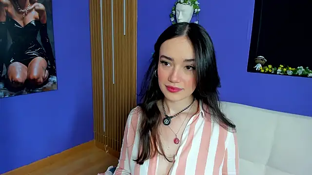 Snapshot of Kate_Amaretto_ chatting on October 14, 2025, 9:04 pm Kate Amaretto online show from October 14, 2025, 9:04 pm