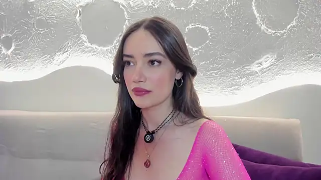 Snapshot of Kate_Amaretto_ chatting on October 29, 2025, 9:49 pm Kate Amaretto online show from October 29, 2025, 9:49 pm